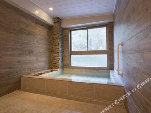 Kitashirakawa Natural Radium Onsen