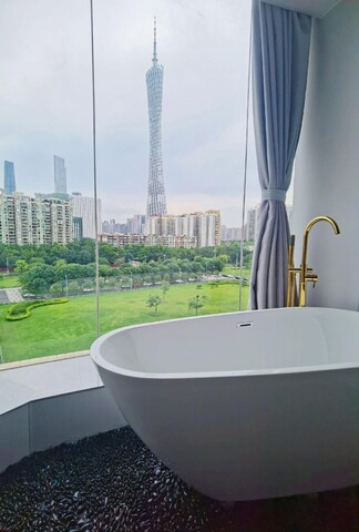 Guangzhou Jianshe Tata Apartment (Kecun Metro Station Guangzhou Tower Branch)