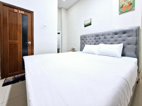 Kharisma Nusantara Homestay Sagan Mitra RedDoorz	