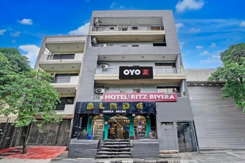 Super Hotel O Ritz Rivera East Azad Nagar Metro Station
