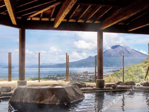 Hoyo Center Satsuma Meijimura