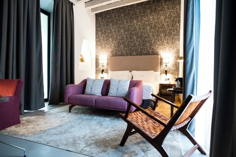 레가도 알카사르 호텔