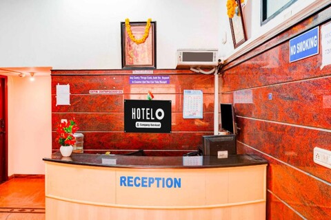 Townhouse Bangalore Goraguntepalya Metro Station