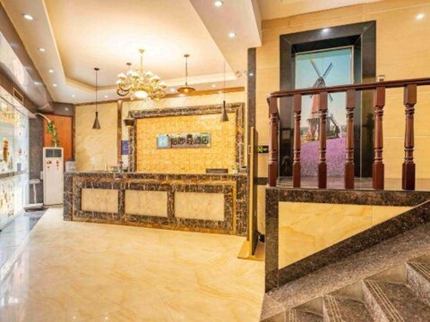 Haro Light Hotel (Guangzhou Xichang Metro Station Branch)