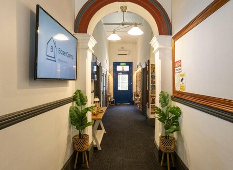 베이스 캠프 호스텔