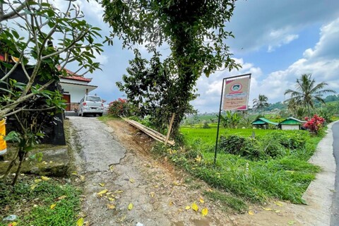 아니쉬 홈스테이 자틸루위 타바난