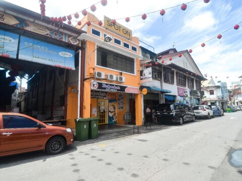 Backpacker's Stay Services