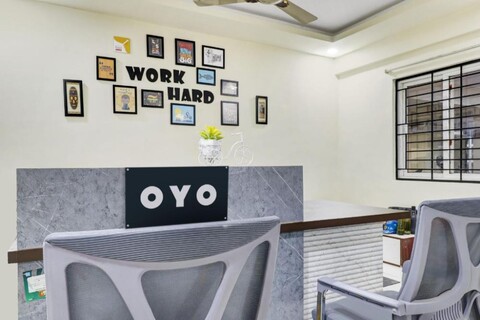 Hotel O Sri Harshitha Grand Near Zudio - Star Bazaar, Kundalhalli Gate