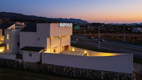 리포소 풀 빌라