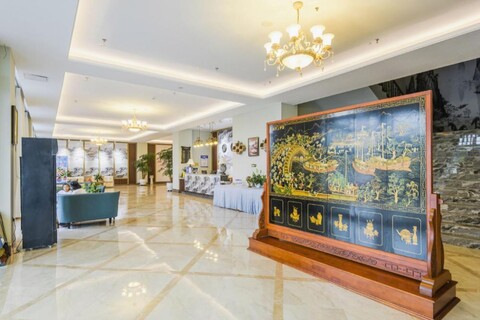 Penglai Coast Hotel (Oulebao Water World)