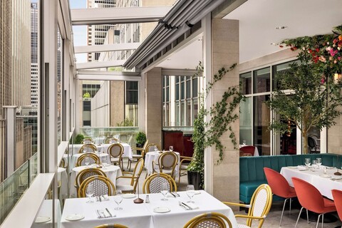 더블트리 바이 힐튼 뉴욕 미드타운 피프스 애비뉴