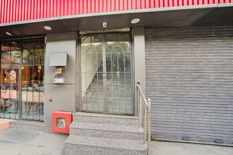 Hotel O West Vinod Nagar Metro Station