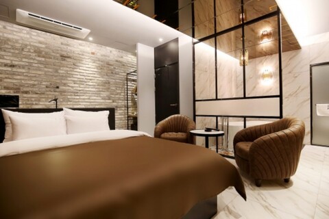 천안 호텔 어반트