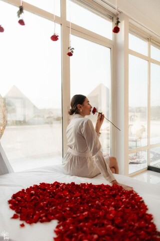 Tree Lounge Pyramids View INN, Sphinx Giza.