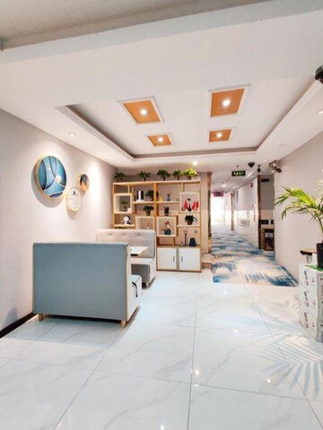 Insail Hotel (Guangzhou Jiangnanxi Taigucang Fenghuang Xincun Subway Station)