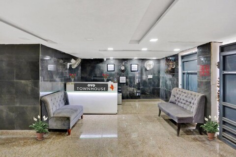 Super Capital O Hotel Moody Inn