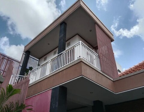 오요 94789 아디한 홈스테이 창구