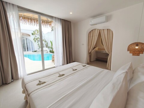 수일라야 빌라 울루와투