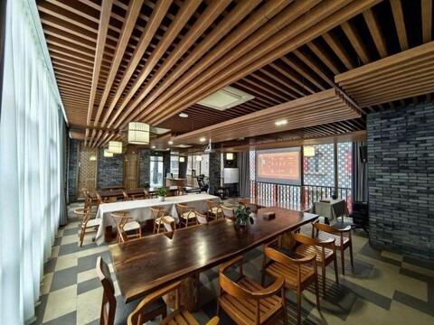 City Bieyuan Hotel (Chengdu Kuanzhai Alley Shuhan Road East Subway Station Branch)