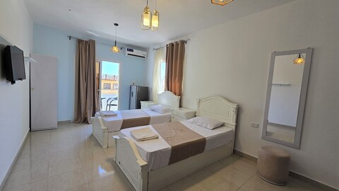 만젤 다합 호스텔