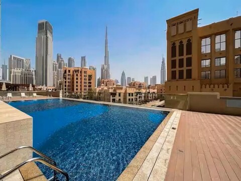 보그, 다운타운 두바이 몰 근처, 부르즈 할리파