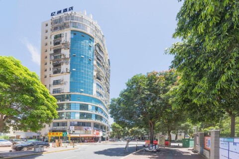 Yizhou Hotel