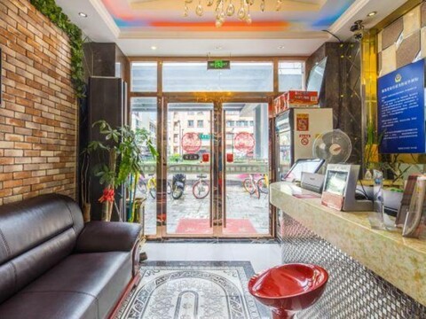 Zhuojia Holiday Hotel (Hangzhou East Railway Station Shaw Hospital)