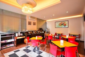 쿠리어 스테이션