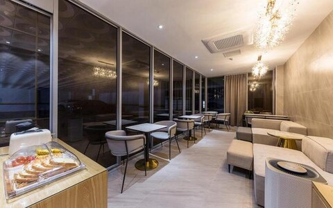 전주 신시가지 호텔 아지트