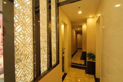 Jin Dajie Hotel (Shanghai Renji Hospital East Branch Tangqiao Subway Station)