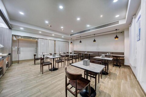 HanTing Hotel (Shanghai Huaxin)