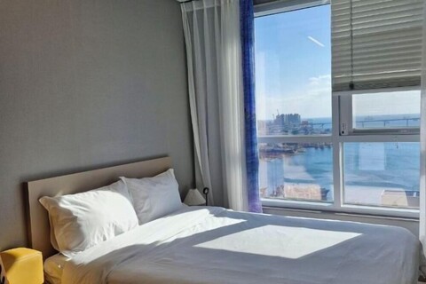 The Bayment Rasidence