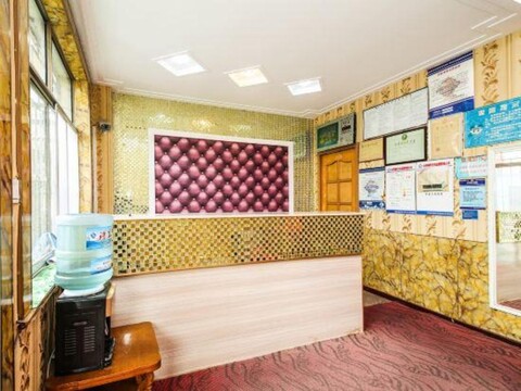 Jiaojiang Business Hotel