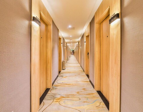 Super 8 Hotel (Beijing Shangdi xisanqiqiao store)