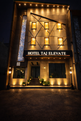 Hotel Taj Elevate