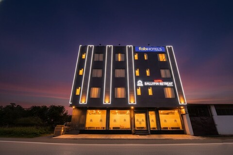 팹호텔 발리핀 리트리트