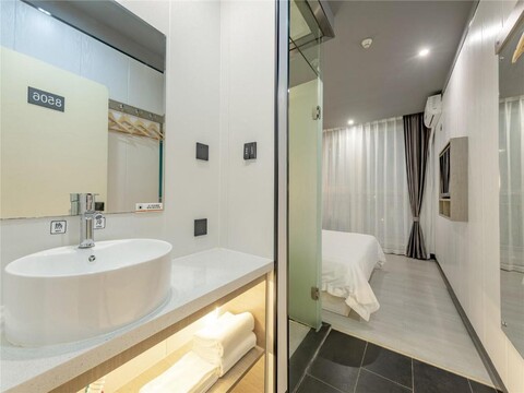 하이 인 베이징 통저우 완성 이스트 메트로 스테이션