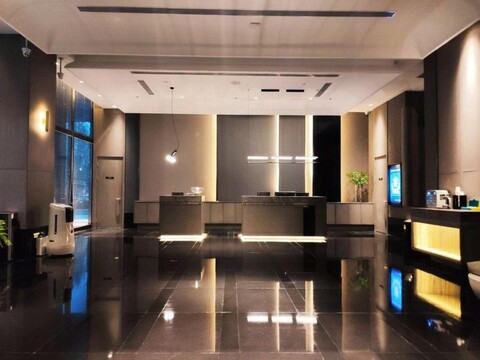 Holz Riez Hotel(Shenyang Yuhongshengjing Hospital Jilihu Street Metro Station)