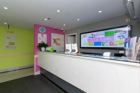 100 Inn (Shanghai Pudong Lingang University Town store)