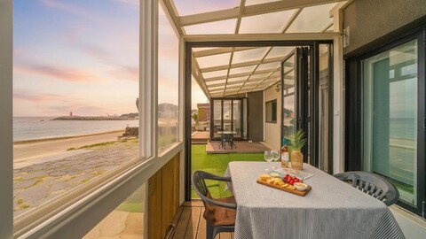 고성 리틀스퀘어 오션뷰 스파 펜션