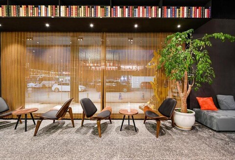 Linyi Collection Hotel (Universal Beijing Wanshengdong Subway Station Branch Beijing)