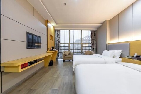 Shangji Hotel (Shanghai Hongqiao Airport ,West Xianxia Road )