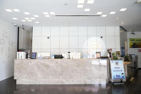 Sushi Light Luxury Hotel (Shanghai South Railway Station)