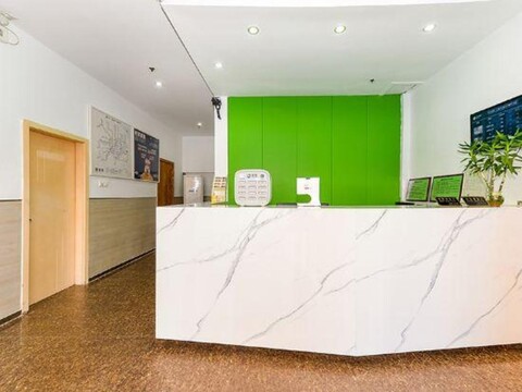 99inn Selected Hotel (Shanghai Yanji Middle Road Subway Station)