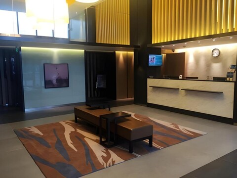 진지앙 인 상하이 이노베이션 인더스트리얼 파크 카오루 메트로 스테이션