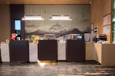 Lishe International Apartment (Shanghai Huaihai Middle Road)