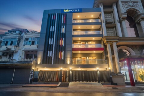 팹호텔 더 럭스 인