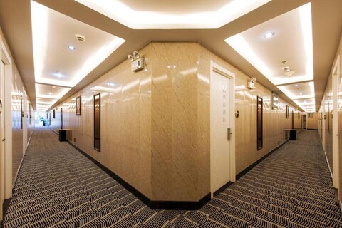 Zsmart Hotel (Shanghai Huashida)