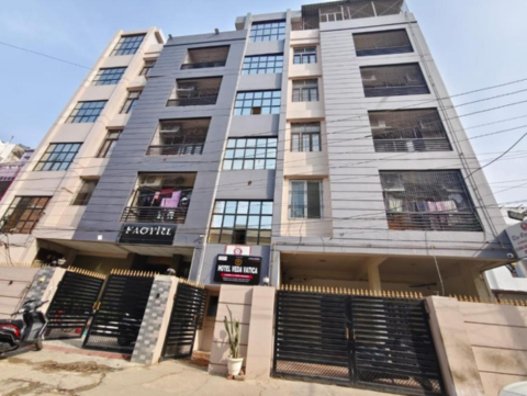 Goroomgo Veda Vatika Varanasi