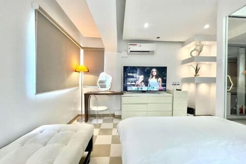 Thompson Suites High Street (Fort Victoria)